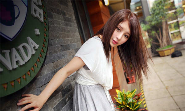 芮城想找一个女性生孩子给报酬-｛找个女人生孩子多少钱｝